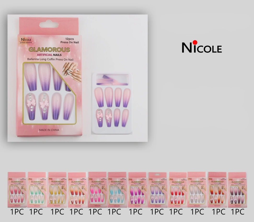 Nicole: Glamorous Artifical Nails